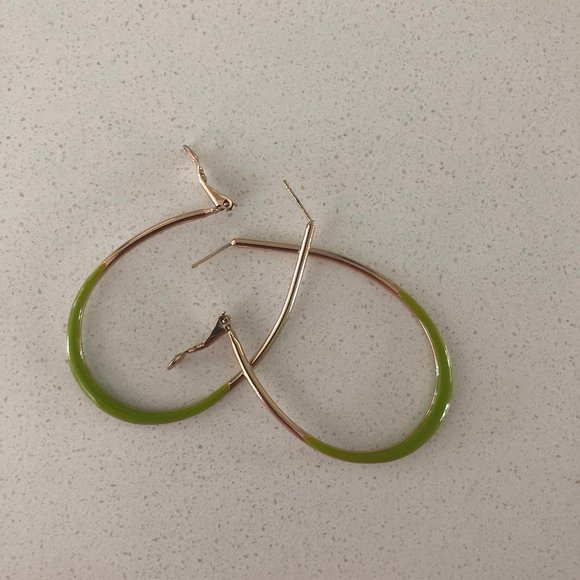 BR Cuff Bracelet & Hoop Earrings Set - Picture 8 of 11